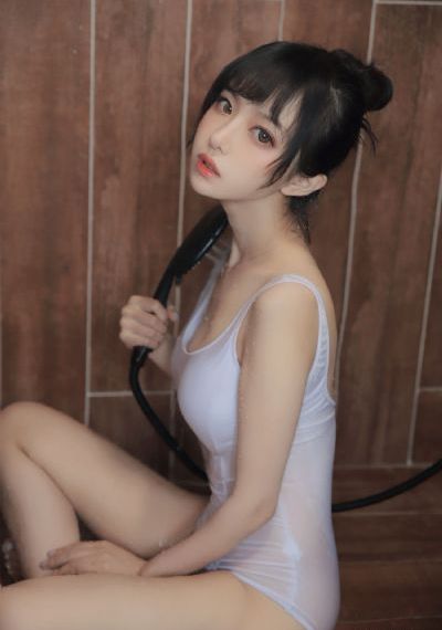 脑浆炸裂少女